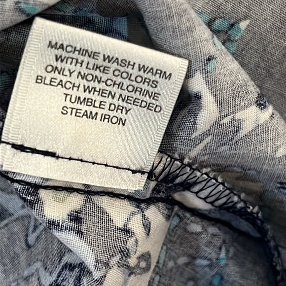 Van Heusen 100% Cotton 3/4 Sleeve Top with Adjustment Sleeve Multicolored Print - Picture 14 of 14